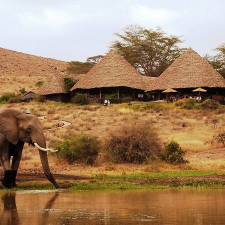 Отель Elewana Tortilis Camp Амбосели Экстерьер фото